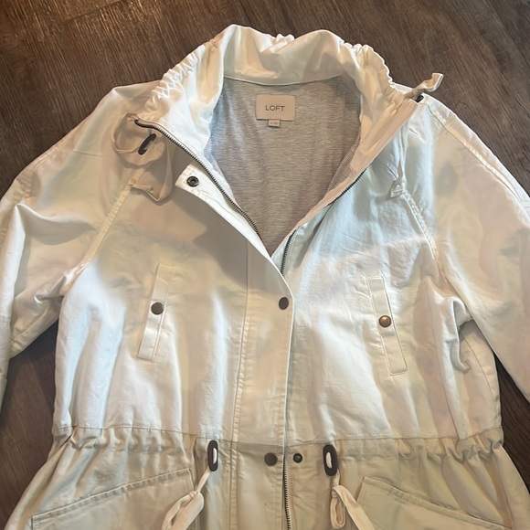 Loft Jacket - Picture 2 of 7